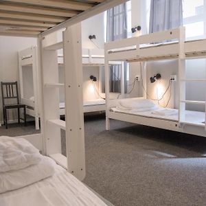 Dormitory Room Mixed